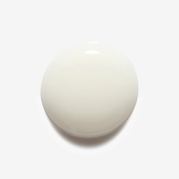 A white circular drop of SERUM Swatch