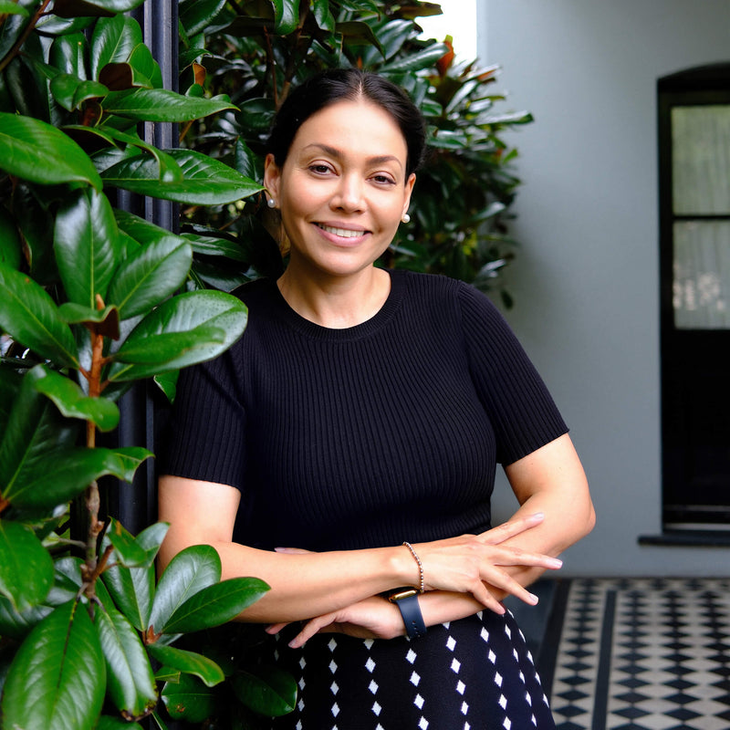 An Aesthetic Doctor in Sydney, Mosman consulting his patient about injectables and aesthetic medicine